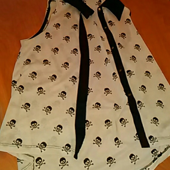 Skull top