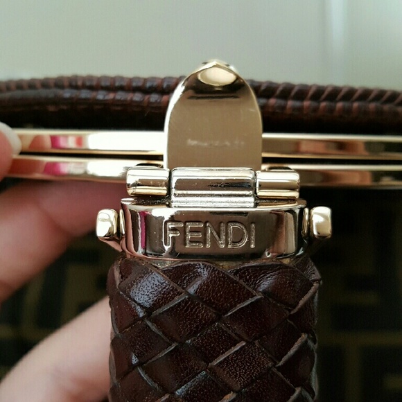 *SOLD* Fendi Spy Bag Ltd Edition Corded Leather - Picture 4 of 4