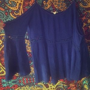 ⚜Off-the-shoulder crop⚜