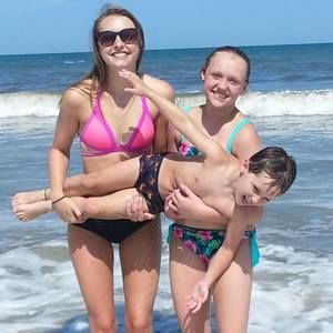 Meet your Posher, Debbie