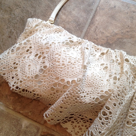 Crotchet swim top - Picture 2 of 4