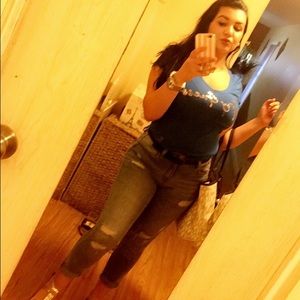 Meet your Posher, Lazara