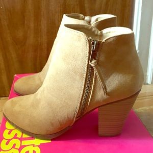 Heel Booties