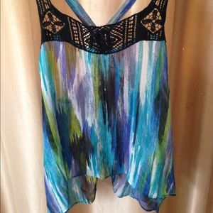 Multicolor blend top