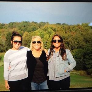 Meet your Posher, Caroline