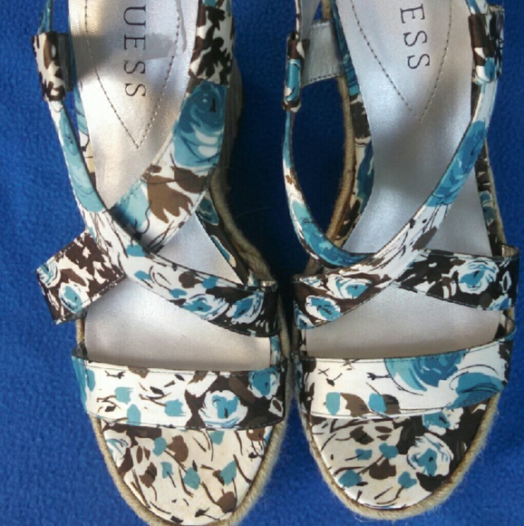 Floral wedge heel by Guess