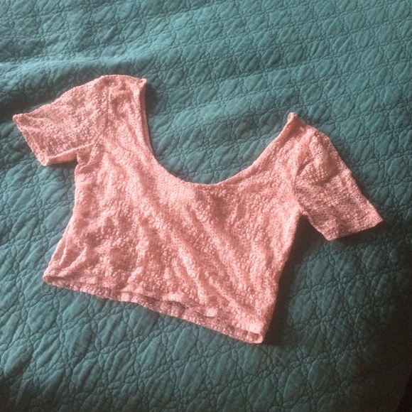 ⚜Lacy Pink Crop Top⚜ forever 21