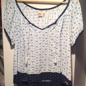 adorable Hollister bohemian top