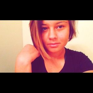 Meet your Posher, Lilly