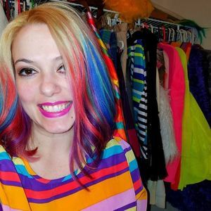 Meet your Posher, Elizabeth