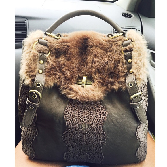 Grey Fur purse with lace