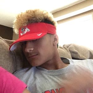 Meet your Posher, Desiree