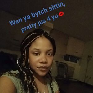 Meet your Posher, Whitney