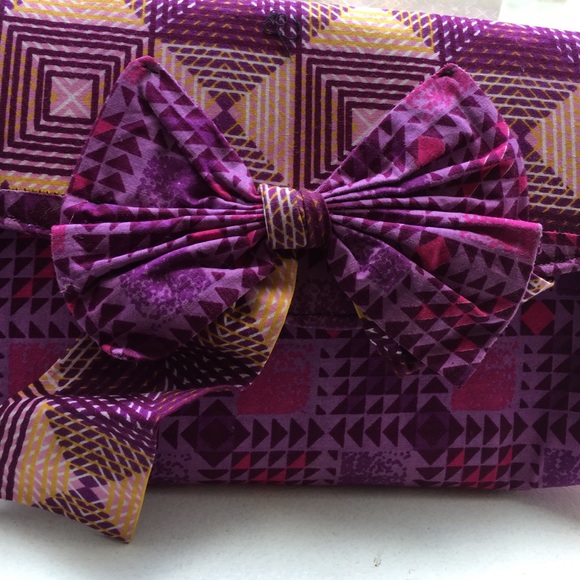 Bow handmade clutch - Picture 3 of 4