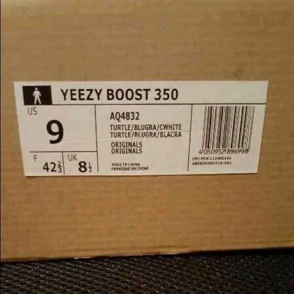 100% Authentic Yeezy Boost Turtle Doves - Picture 4 of 4
