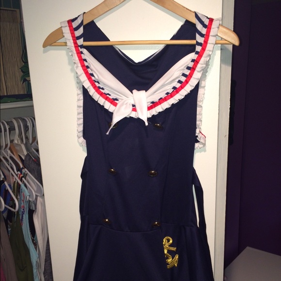 adorable sailors costume