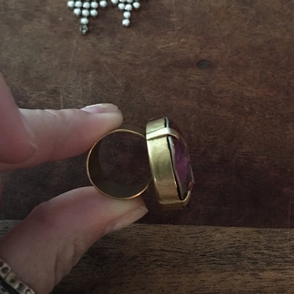 Fluorescent ring - Picture 2 of 2