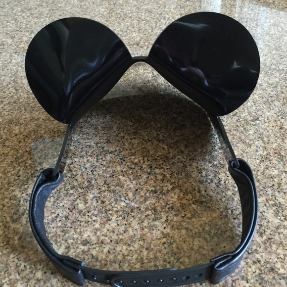 Unique Acrylic Hat main image 4