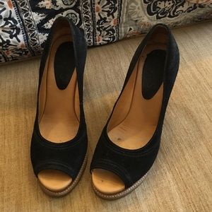 Kors Black Suede Wedge wood heel, Sz 7, worn 1x 👡