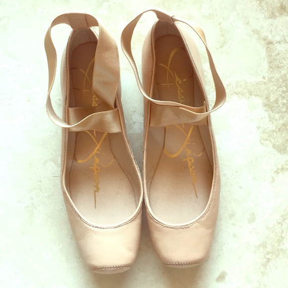 Jessica Simpson Nude Ballet Flats