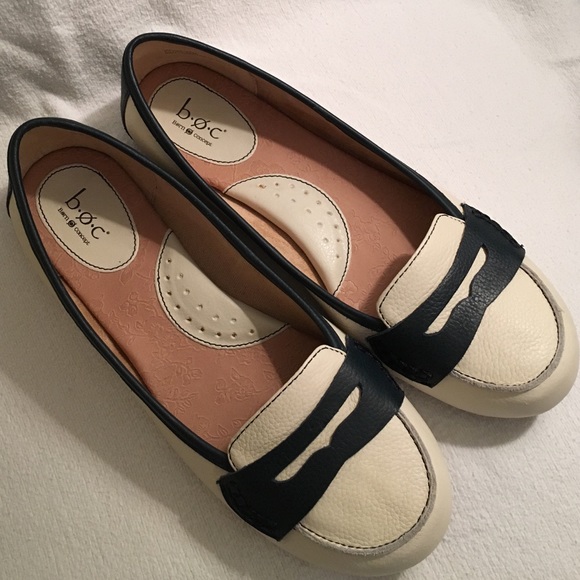 Cream & Navy B.O.C. Ballet Flats