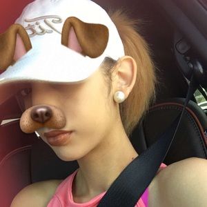 Meet your Posher, Destiny