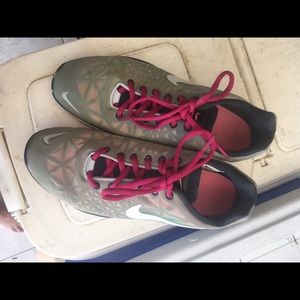 Grey/dark pink nike free training shoes fit 3 W9