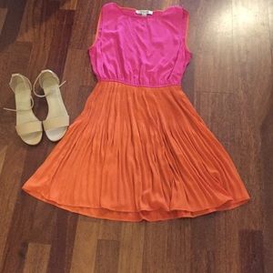 Amazing color combo -Color block dress! F21 Size S