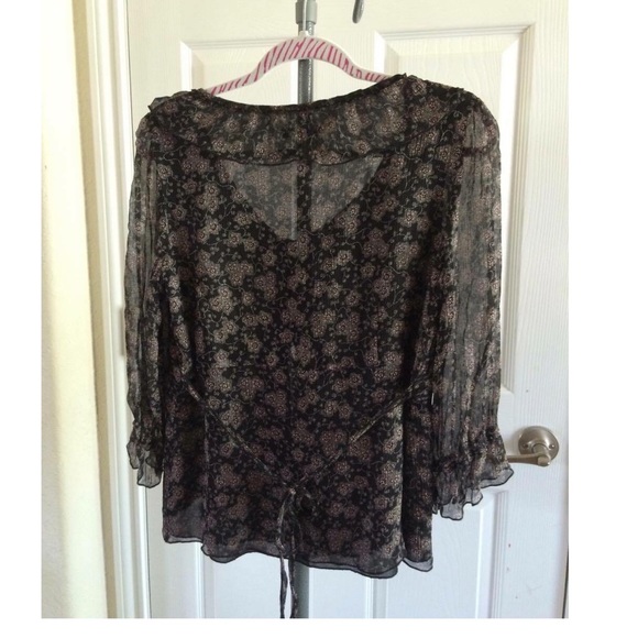 Nine West Floral and Flirty Sheer Top - Picture 2 of 2