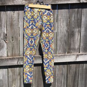 LuLaRoe Paisley OS Leggings