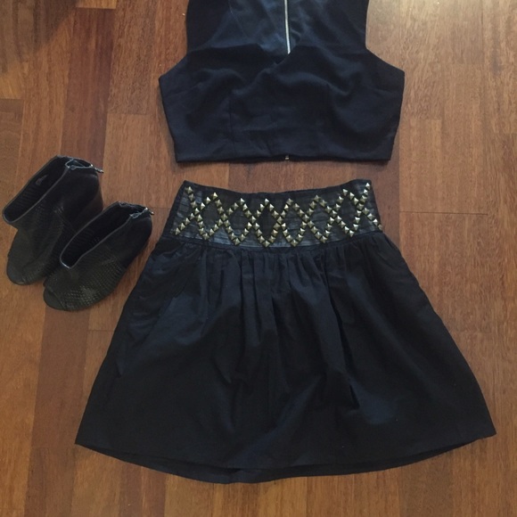 High waisted skater skirt w awesome stud details