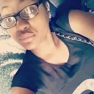 Meet your Posher, S'morya
