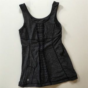 Lululemon tank