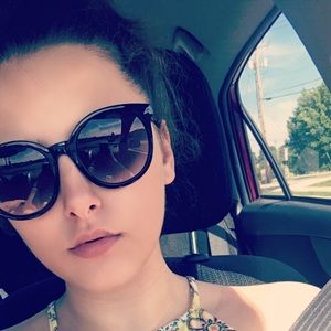 Meet your Posher, Gianna