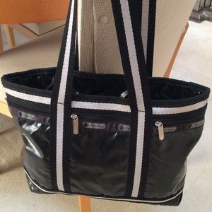 Lesportsac medium tote in shiny black