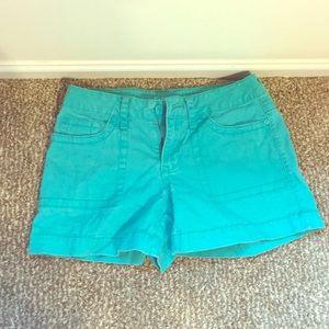 Turquiose shorts!