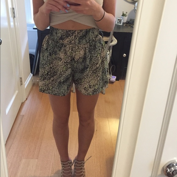 BCBGeneration flounce shorts in fun print!