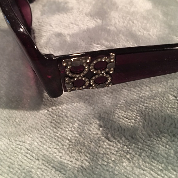 Sunglasses - Picture 2 of 2