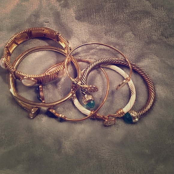 Bracelet