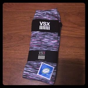 ☘️NWT! Victoria's Secret Sport Socks