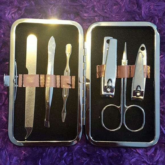 Travel Grooming Kit