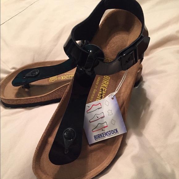Women's size 8 Birkenstock thong sandal black.