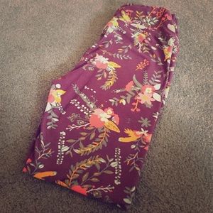 LulaRoe OS leggings!