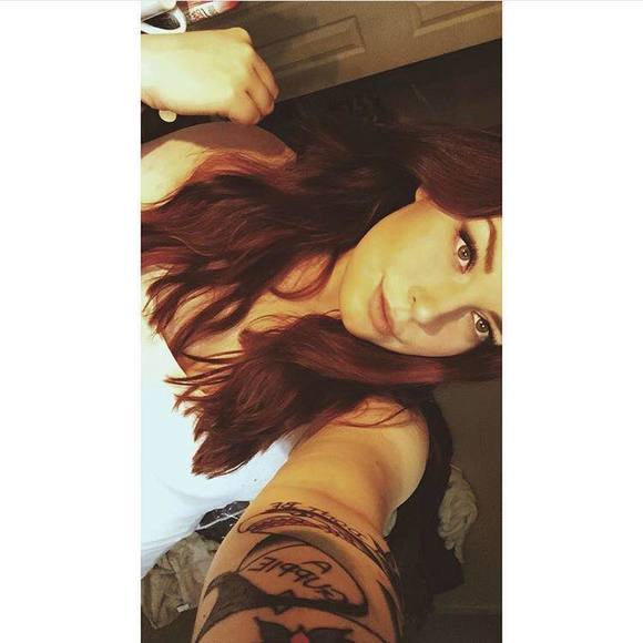 Meet your Posher, Jessica - Picture 1 of 1