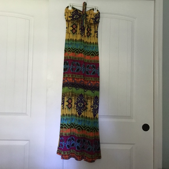 Body Central Maxi Dress