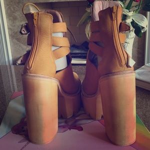 Abner Wheat Platform Boot