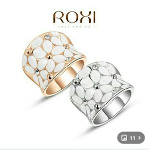 VERY PRETTY ROXI RINGS THESE ARE SO CUTE