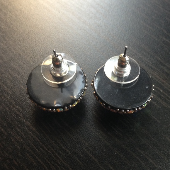 Sparkling earrings 🎀 - Picture 3 of 4