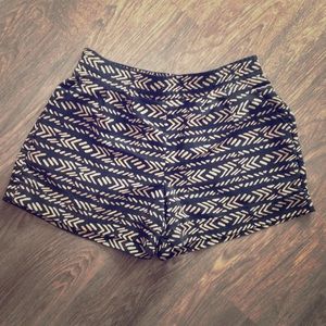 Pattern shorts