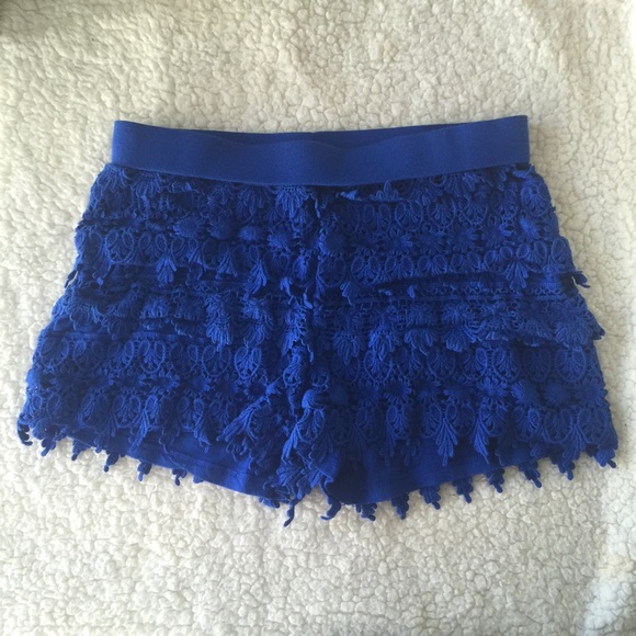 Express Lace Shorts